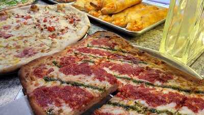 Lino's Pizza & Restaurant