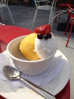 Three Little Birds Cafe & Catering