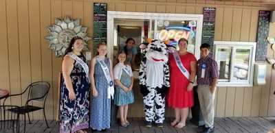 Ck's Summer Treats And More