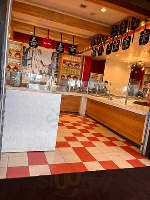 Red Oven Pizza Bakery