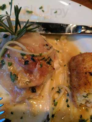 Pino’s Italian Dining