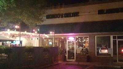 Mondo's Italian Cuisine