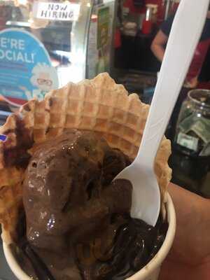 Sub Zero Nitrogen Ice Cream (sarasota, Clark Rd)