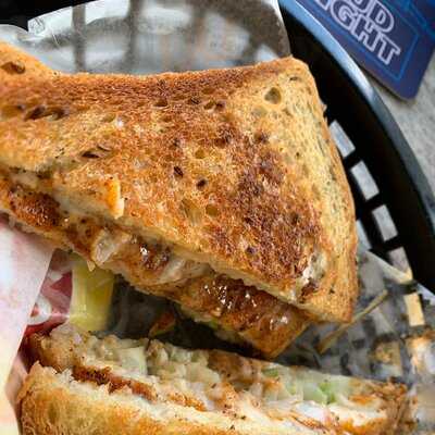 Buzz's Lighthouse Restaurant