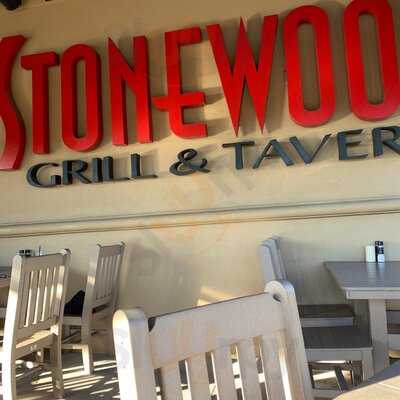 Stonewood Grill And Tavern
