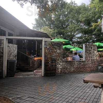 Bay Street Biergarten