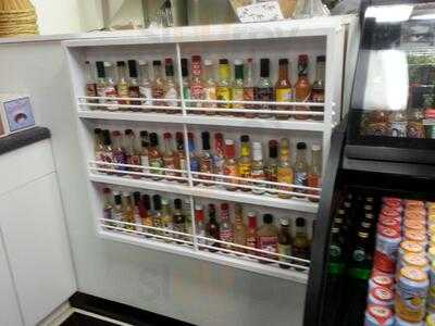 Rae's Gourmet Sandwich Shoppe