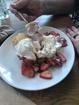 California Pizza Kitchen