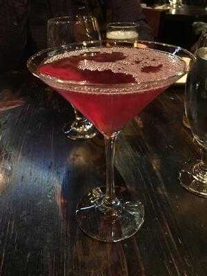 Kevin's Bar And Restaurant