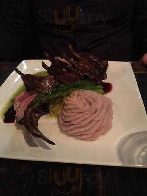 Kevin's Bar And Restaurant