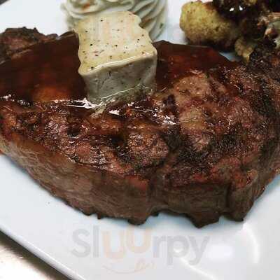 Kevin's Bar And Restaurant