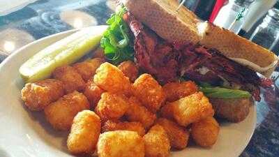 Macgregor's Grill And Tap Room