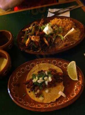 La Brisa Tacos Y Mariscos