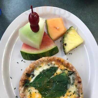 Shakers American Cafe