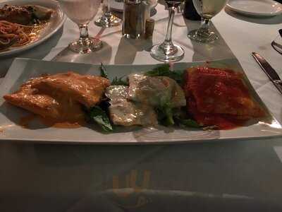 Le Colonne Restaurant