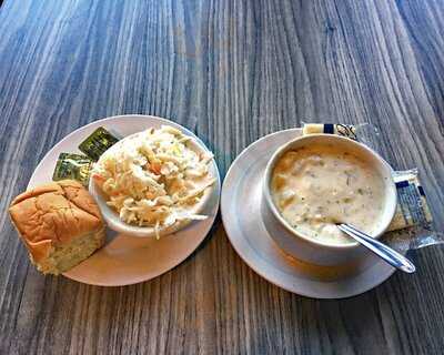 Mr. Theo’s Restaurant And Lounge