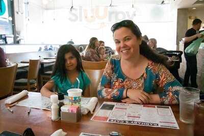 Barnaby's Cafe Museum District