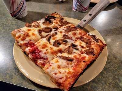 Tommy's Pizza Corner