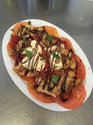 3 Brothers Pizza & Restaurant