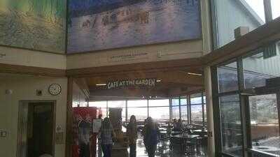 Cafe At The Garden