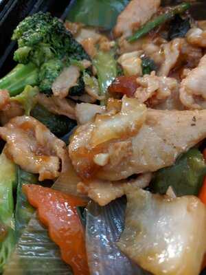 Dragon Palace Restaurant & Bar