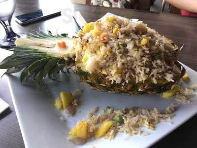 Dragon Palace Restaurant & Bar