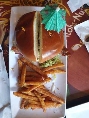 Cheeseburger Beachwalk