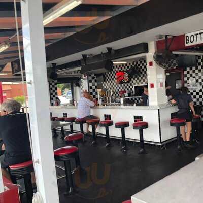 Hob Nob Drive In Restaurant