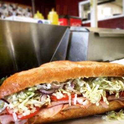 Stumpy's Pizza & Subs