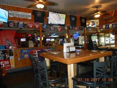 Buster's Sports Tavern