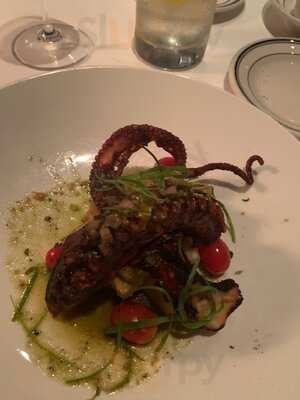 The Oceanaire Seafood Room