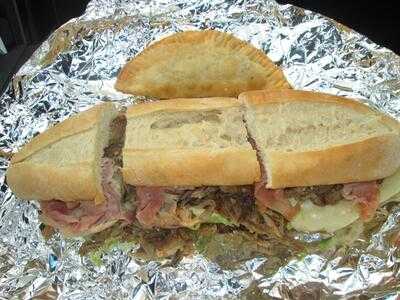 Georgie's Bakery And Cafe