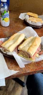 Georgie's Bakery And Cafe