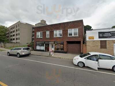 Georgie's Bakery And Cafe