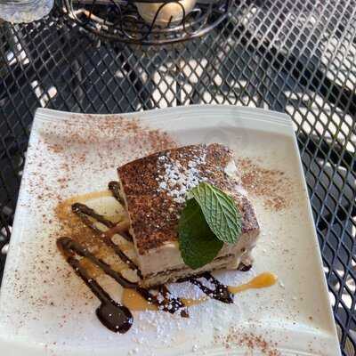 Bollo Woodfired Pizza