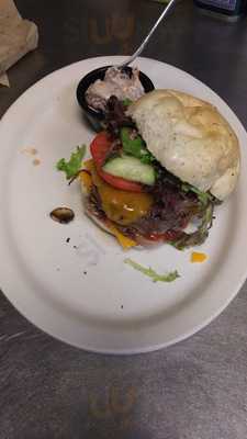 1812 Osprey A Neighborhood Bistro