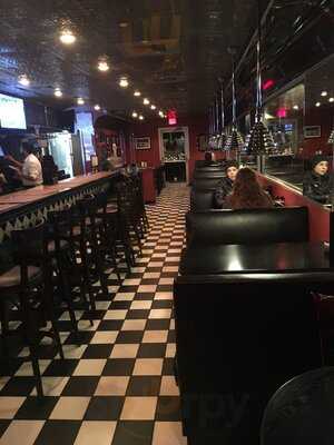 District 7 Grill - Midtown