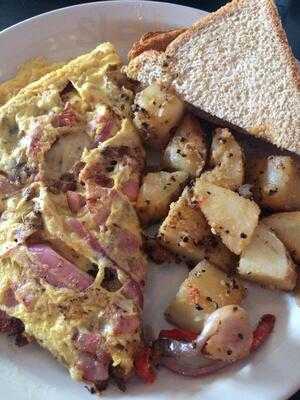 District 7 Grill - Midtown