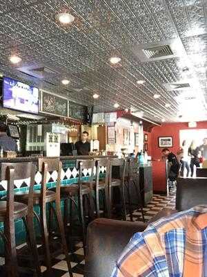 District 7 Grill - Midtown