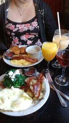 District 7 Grill - Midtown