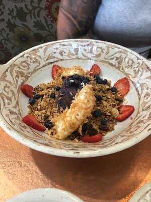 Another Broken Egg Cafe