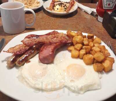 Perkins Restaurant & Bakery