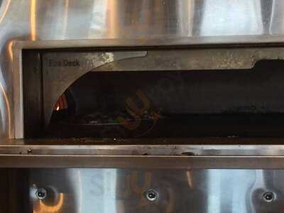 Pieology Pizzeria Aina Haina, Honolulu, Hi