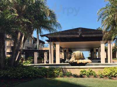 The Beach Club Grill