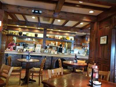 La Madeleine French Bakery & Cafe