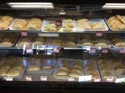 Peperonata Pasta & Empanadas