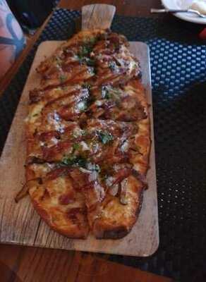 Jake's American Bar At Loews Royal Pacific Resort