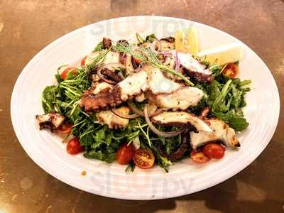 Harbor Restaurant At Pier 38