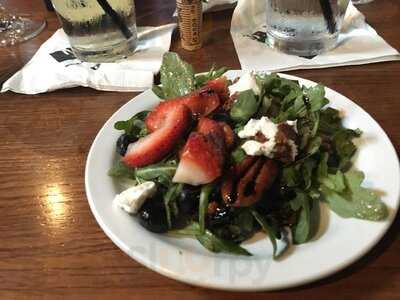 Max's Wine Dive Fairview