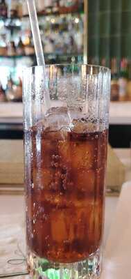 The Annie Cafe & Bar